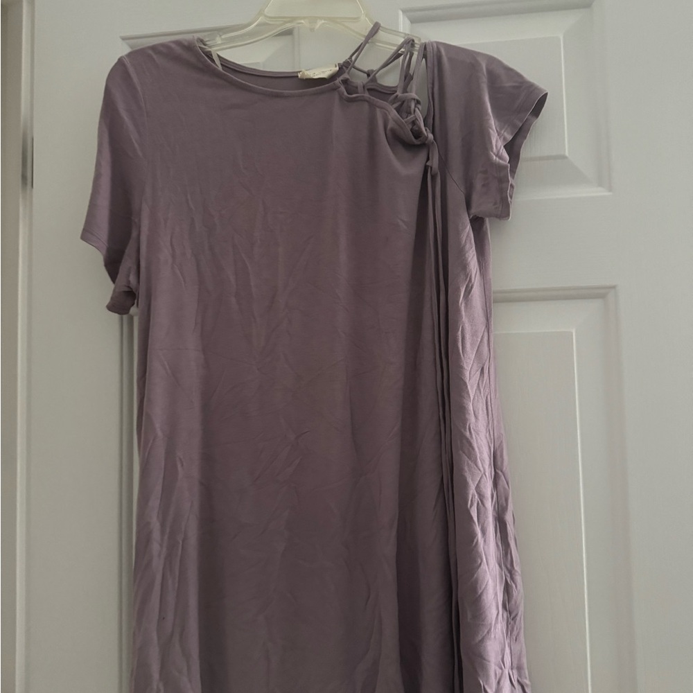 Casual soft purple open shoulder lace up sleeve